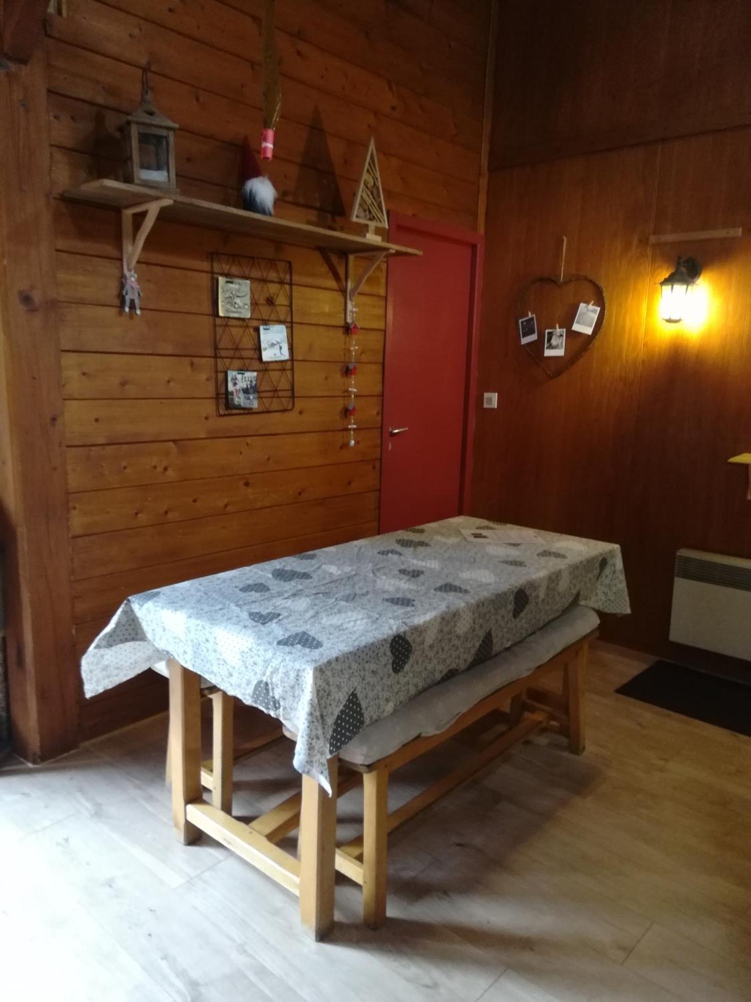 Les Chalets De La Foret D'Issaux Osse-en-Aspe Экстерьер фото